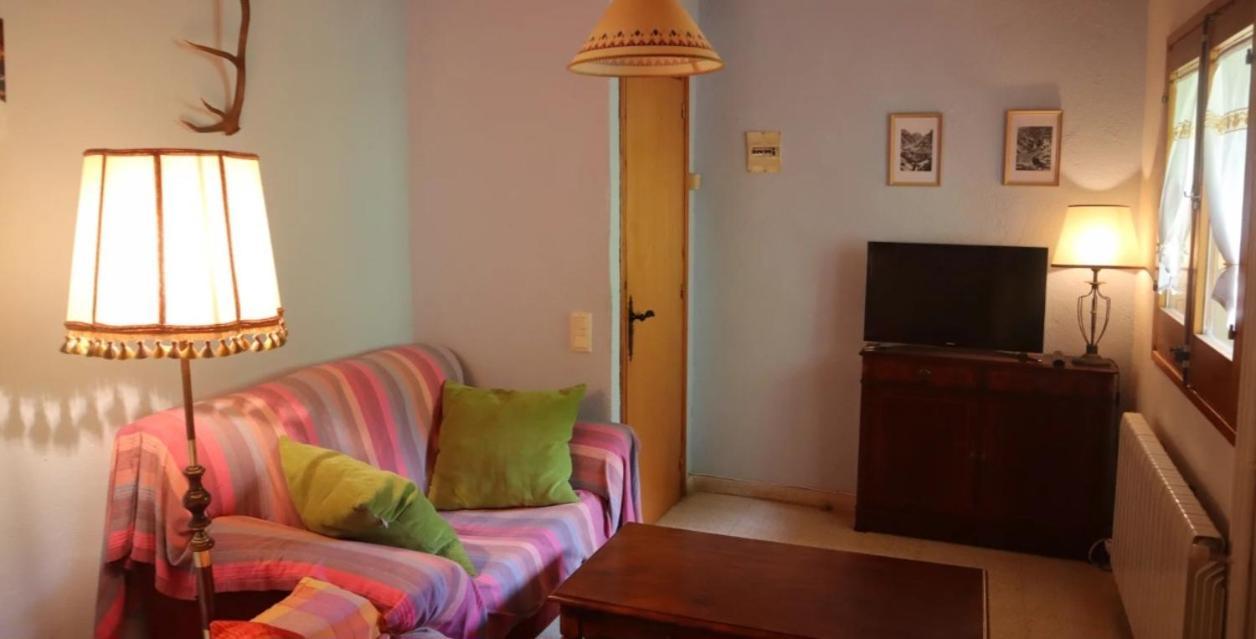 Cal Calau Vega Bed & Breakfast Planoles Ngoại thất bức ảnh