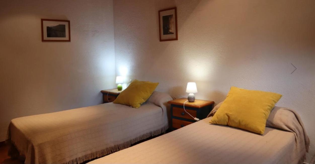 Cal Calau Vega Bed & Breakfast Planoles Ngoại thất bức ảnh